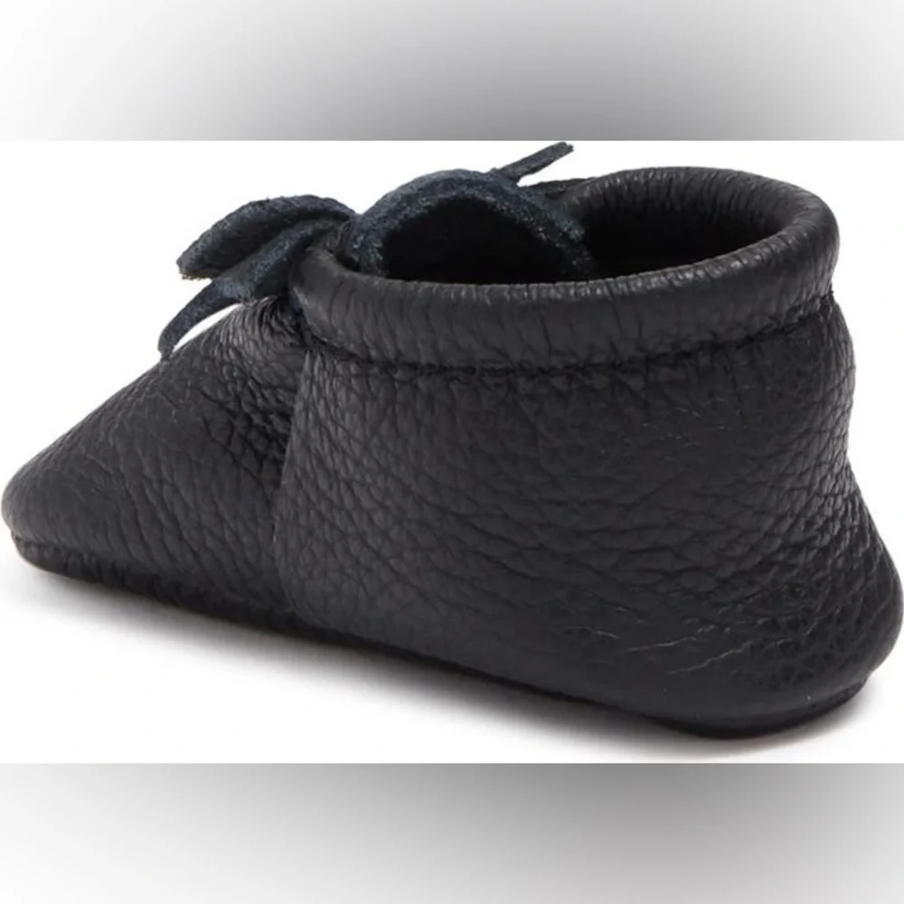 FRESHLY PICKED BOW MOCCASIN BABY SHOE ❤️IN STORES❤️